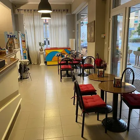 La Pergola Hotel 2*